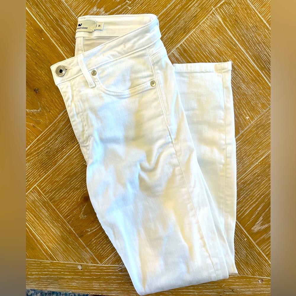 Vineyard Vines high rise skinny white jeans